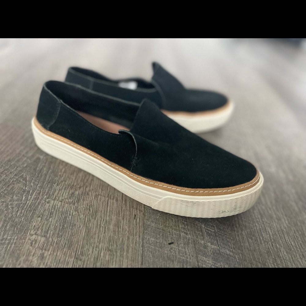 Toms platform slip-on shoes